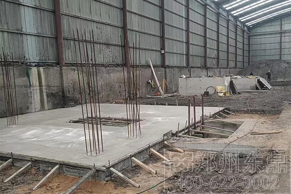 陜西咸陽煤泥烘干機項目基礎建設實拍現(xiàn)場 陜西咸陽煤泥烘干機項目基礎建設實拍現(xiàn)場